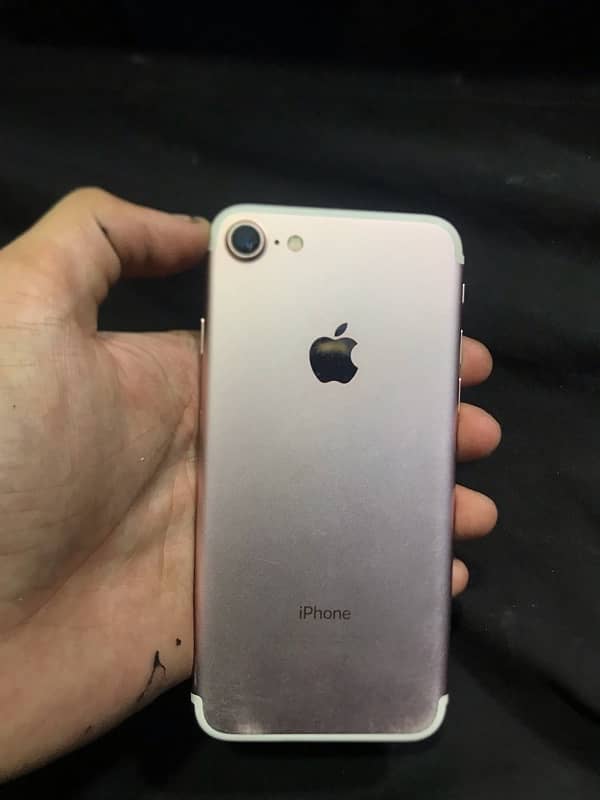 iphone 7 32gb jv pta  approved 1