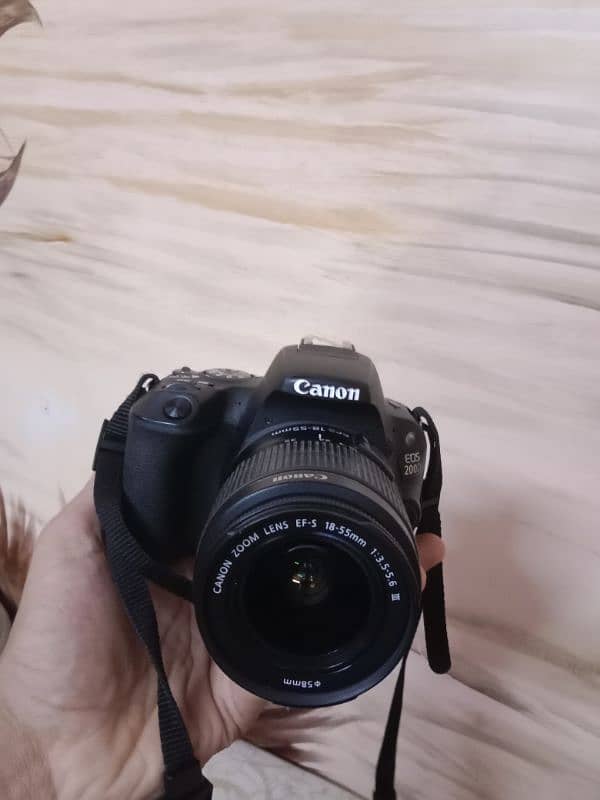 DSLR 200 D Canon 7