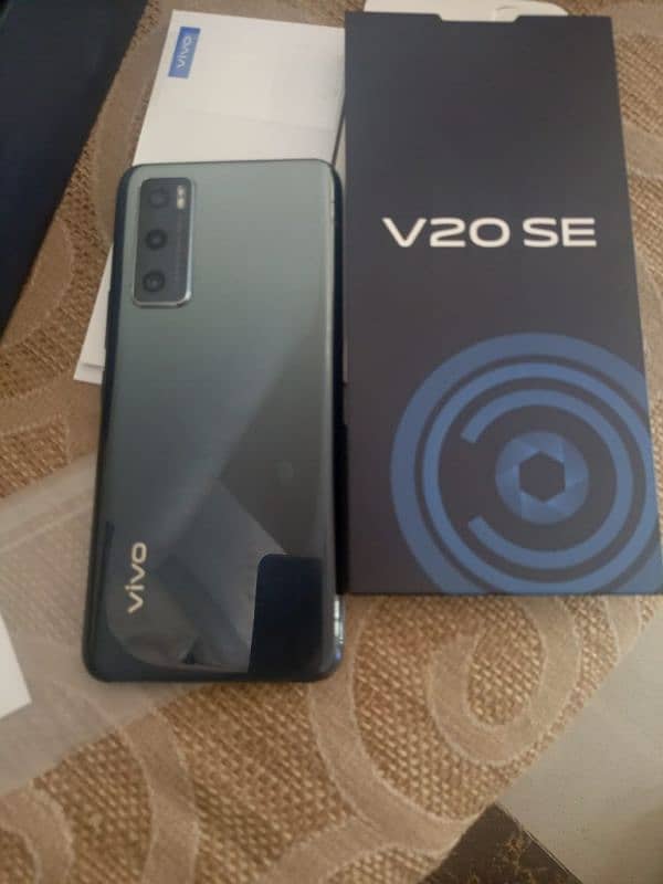 vivo v20 se with box 0