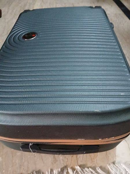 DELSEY opheled suitcase 4