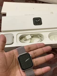 Apple watch series 5