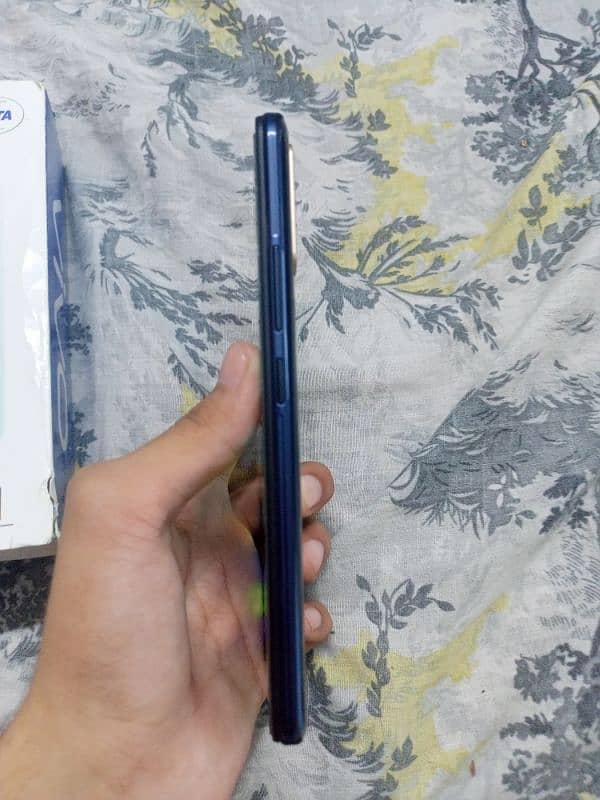 Vivo Y19 8/256 gb complete saman 2