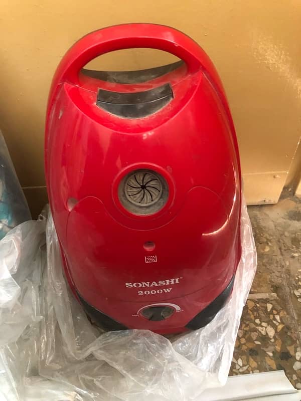 Sonashi 2000W Vacuum Cleaner 2