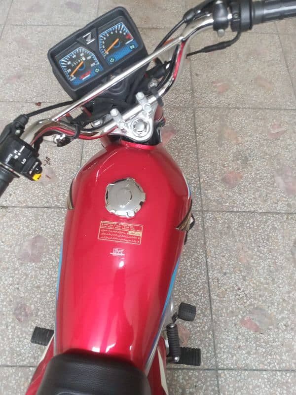 Honda CG 125 2024 Model Red colour 14