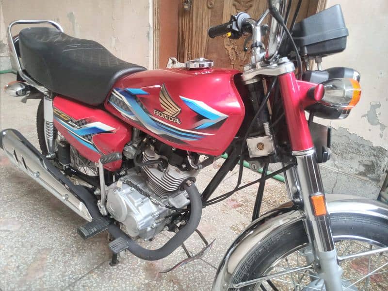 Honda CG 125 2024 Model Red colour 17