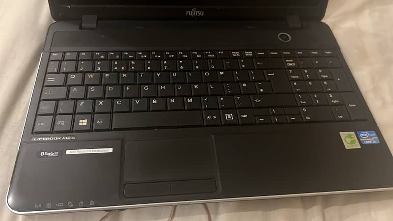 Fujitsu Used Laptop (Japan Lot) 2