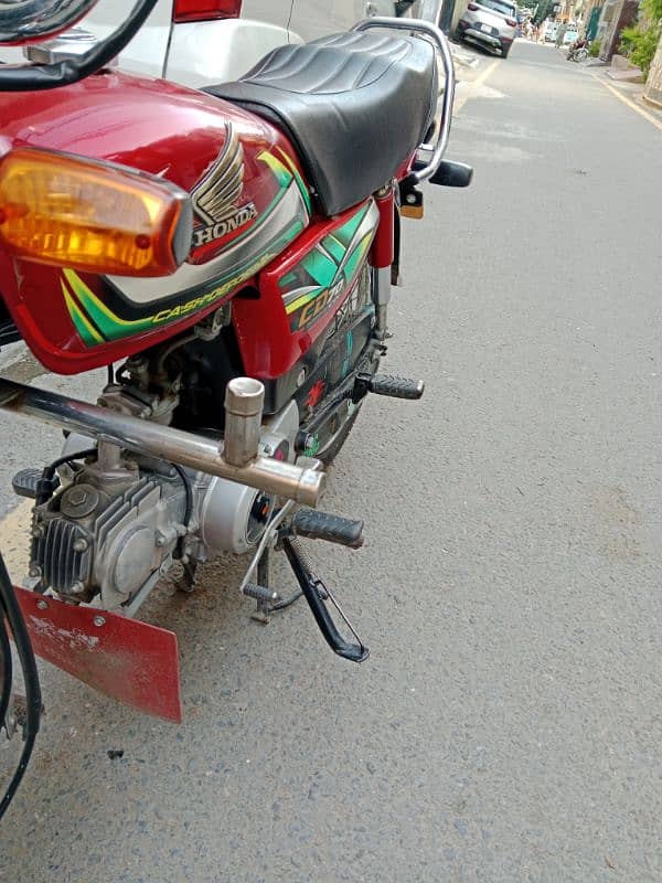 honda 70 for sale in lush condition 3