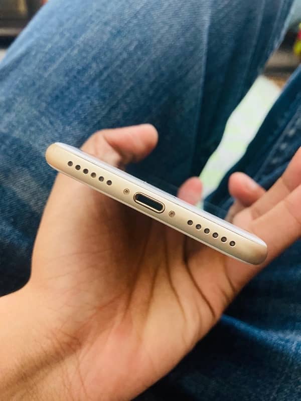 iPhone 7 PTA Approved 0