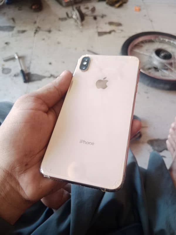 iphone XS Max 0