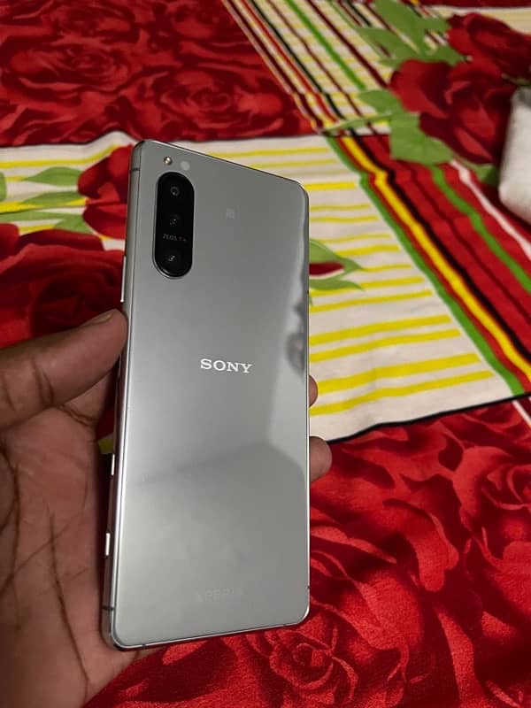 sony xperia 5 mark 2 4