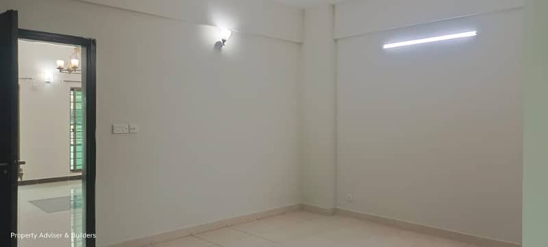 3 Bed investor rate Apartment for Sale in Askari 11 2nd Floor 5