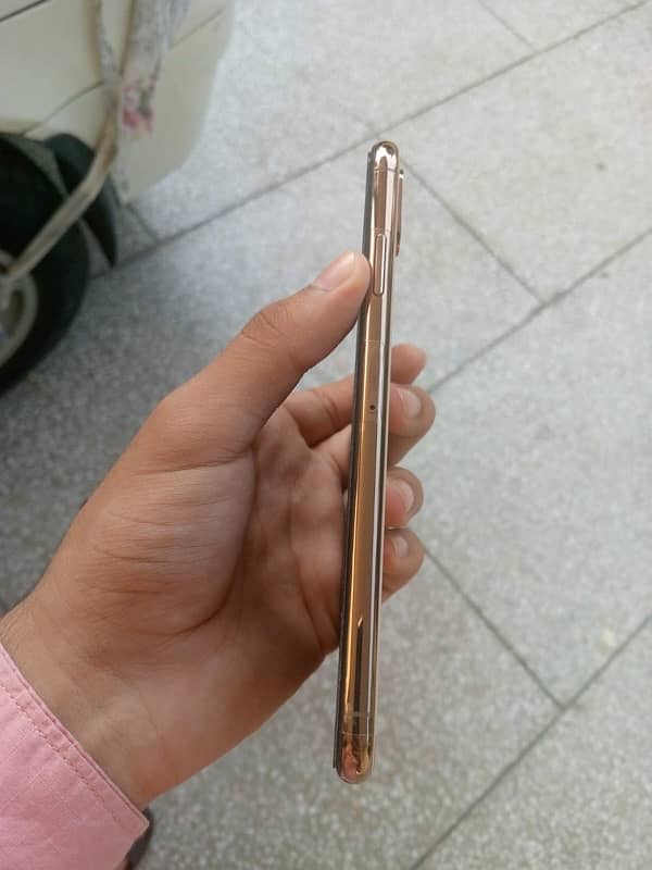 iphone xs max,256gb 4