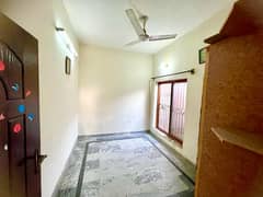 10 MARLA FULL HOUSE FOR RENT WITH GAS IN CDA APPROVED SECTOR F 17 MPCHS ISLAMABAD