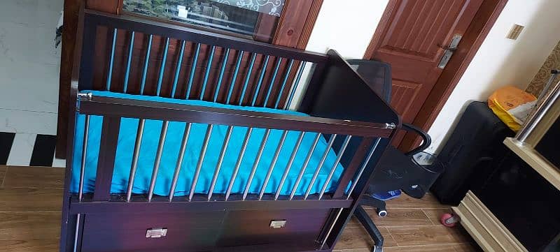 Large Baby Cot with Mattress 3