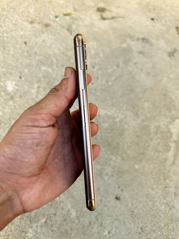 iPhone XS Max pta approved 8