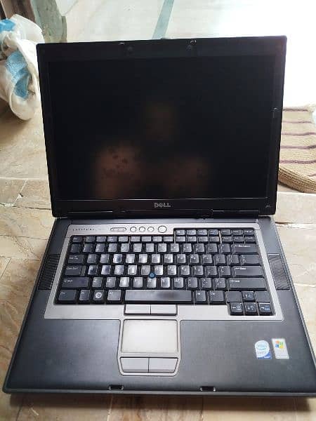 Dell Latitude D830 0