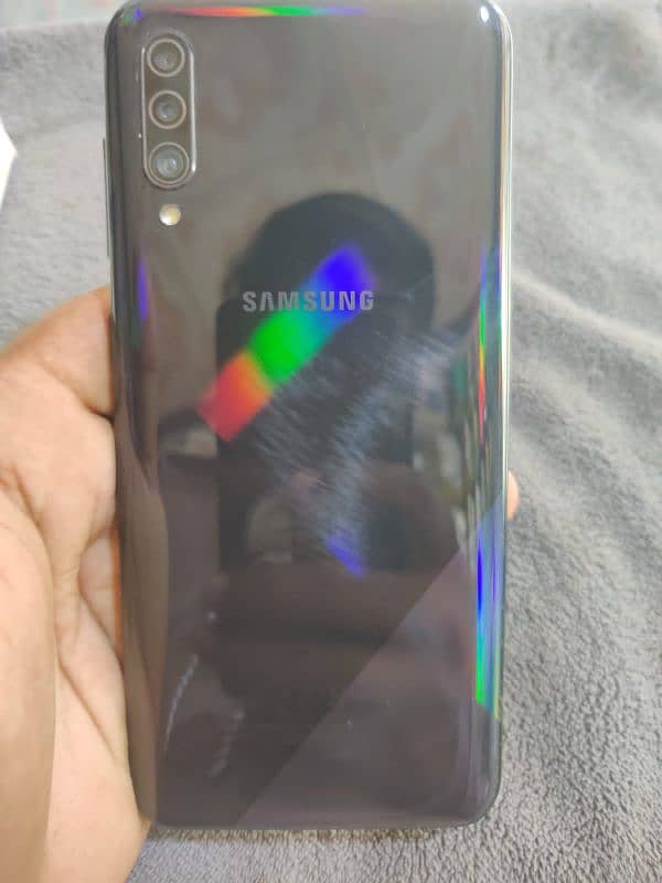 Samsung Galaxy A30 s 7