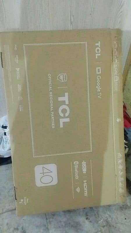 TCL LED Barely used just for 3 months 1