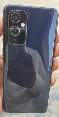 OnePlus 9