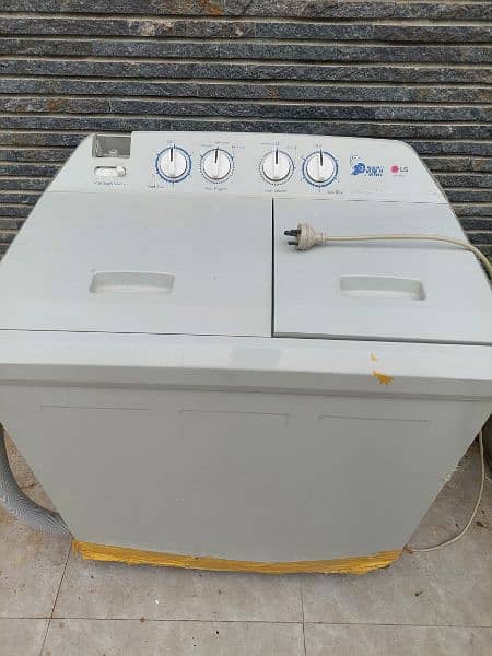 LG WASHING MACHINE 1