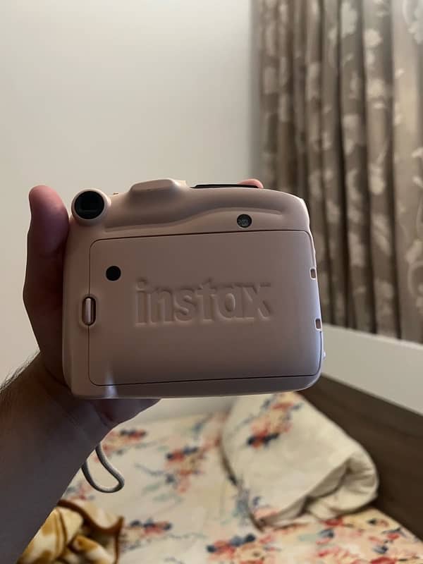 Fujifilm Instax Mini 11 with Original Case 2