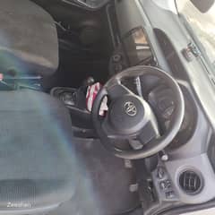 Toyota Vitz 2014