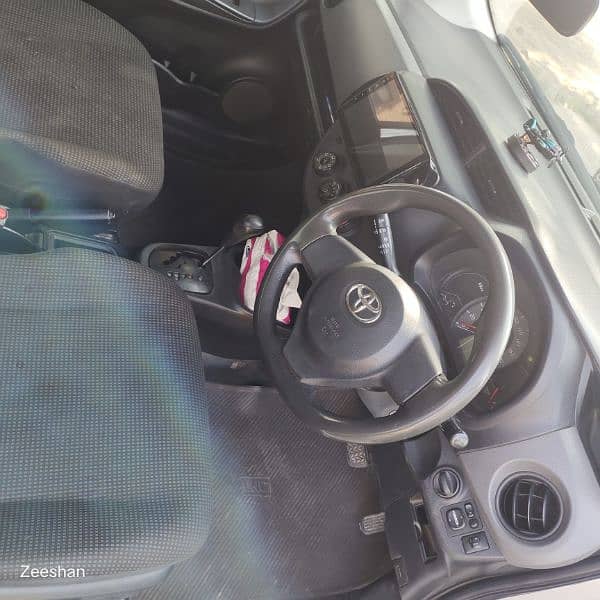 Toyota Vitz 2014 0