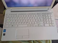 Laptop for selling phone no. 03233088939