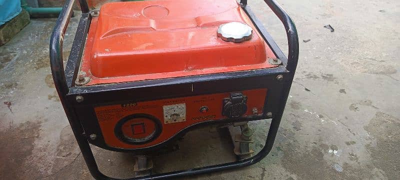 i am selling my 1200 waats generator 0