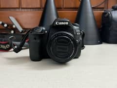 Canon 80D Full Set with 50mm 1.8 Canon Lens 0