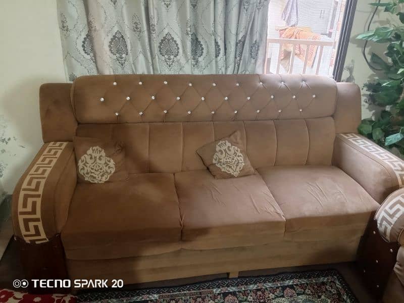 2 sofa set hain different design 3