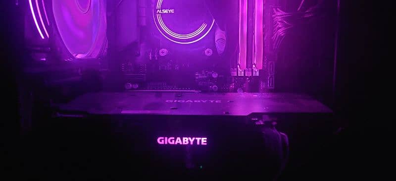 Rx 5600xt Gigabyte OC Gaming Graphic card 4