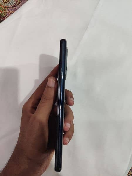 oneplus 9 (price will be negotiable) 5