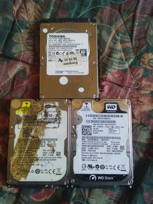 laptop harddisk 320gb 100% health 1