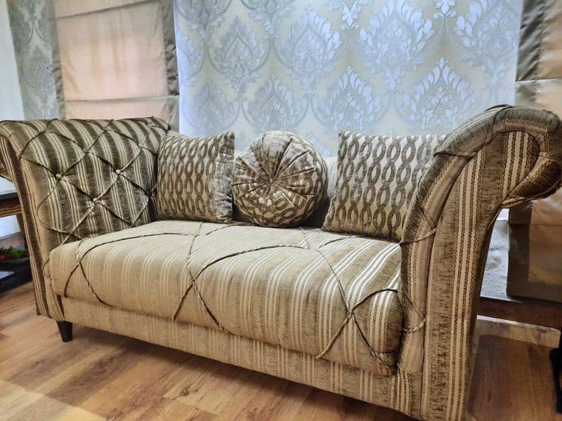 Dewan Sofa for Sale 3