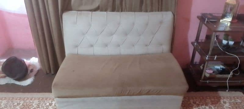 2 seater sofa 0