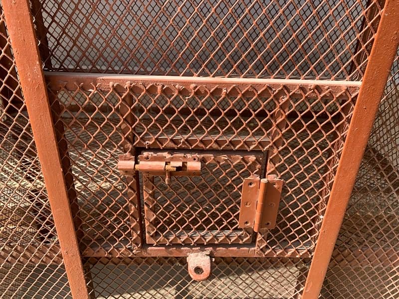 cage for sale heavy iron pe hai 10/9  3*1.5 ft 2 portion 2