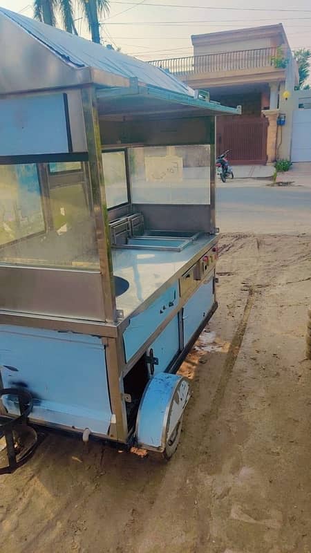 Brand New Food cart for sale with 2 fryers and 1 steamer 1