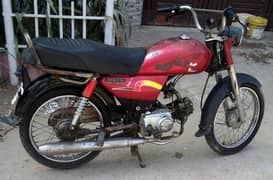 metro 70cc 2011 lahor number red color, owner Karachi