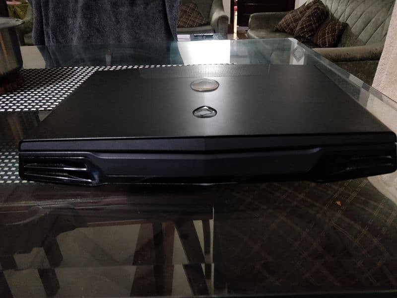 Alienware M17x 1