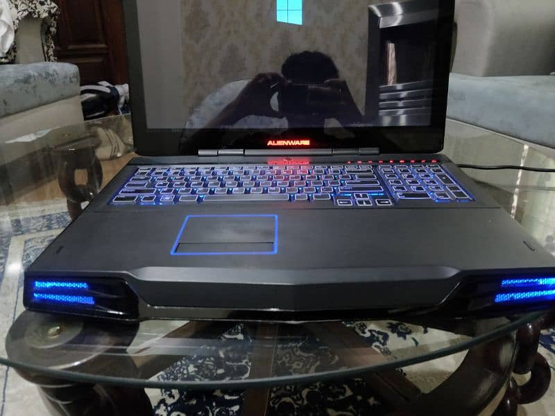 Alienware M17x 6