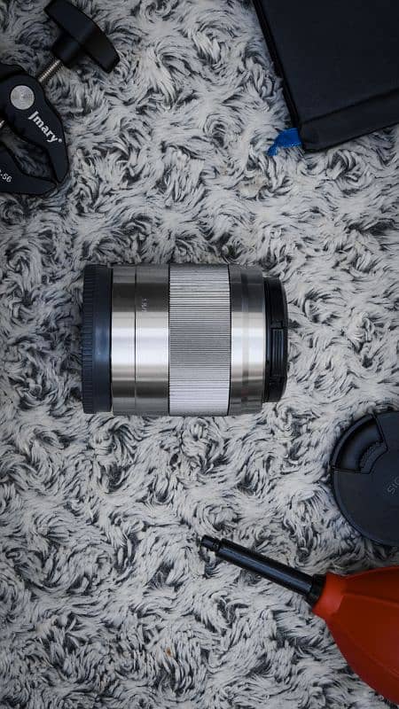 Sony 50mm f1.8 OSS  crop sensor lens 2