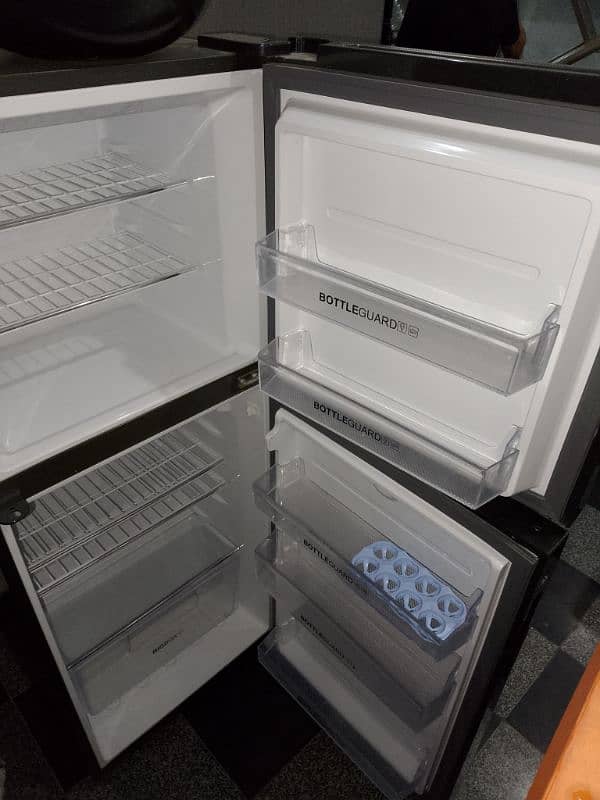 haier fridge new condition 2