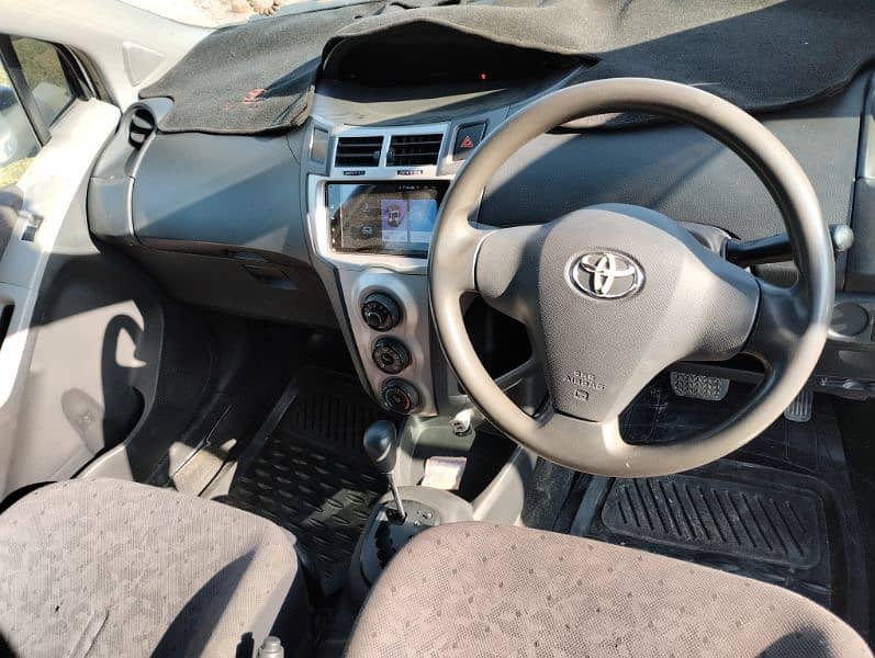 Toyota Vitz 2007/13 15