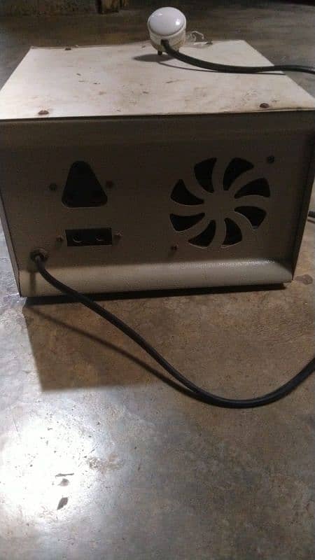 Toshiba stabilizer 3500 watt 2