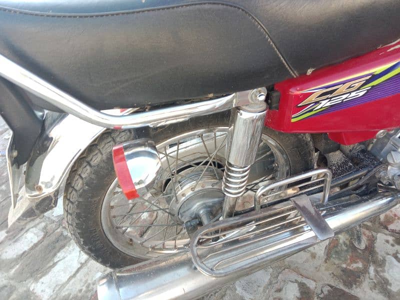 Honda 125model2017 condition used 1