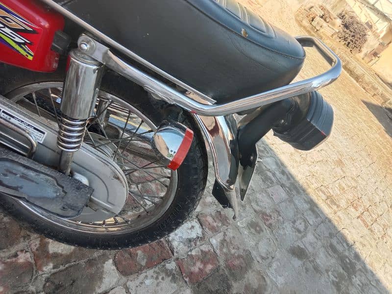 Honda 125model2017 condition used 2