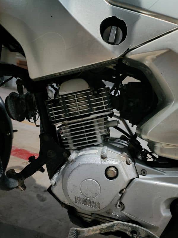 Ybr125 (air cooled) 11