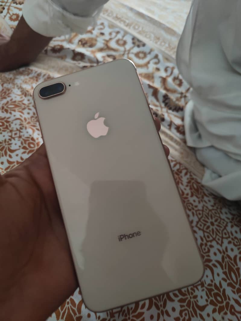 iphone 8 plus urgent sale bh 77 1