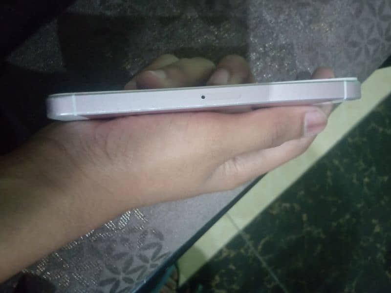 IPhone se 2016  dead 1